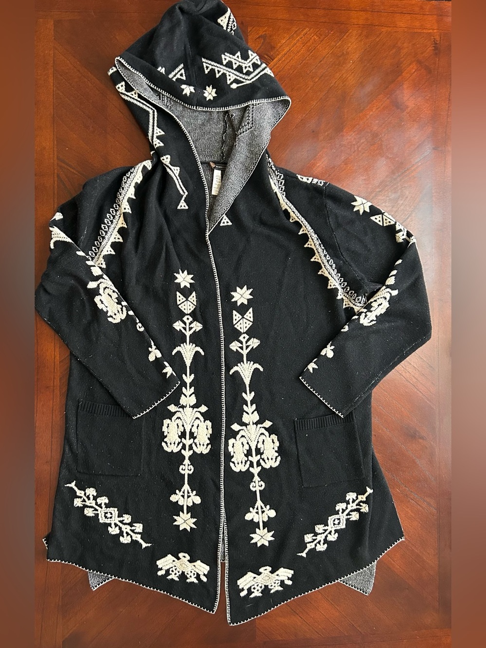 BCBGMaxAzria Black Hooded Zip Sweater with Cream Embroidery size XL
